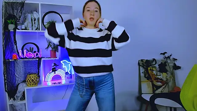 Snapshot of daisy_candy chatting on October 31, 2:19 am daisy candy online show from October 31, 2:19 am