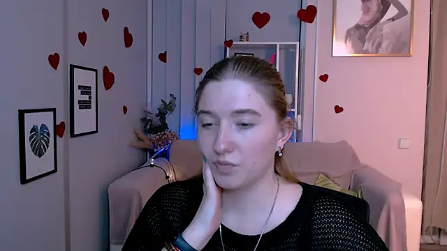 daisy candy online show from March 3, 12:12 am