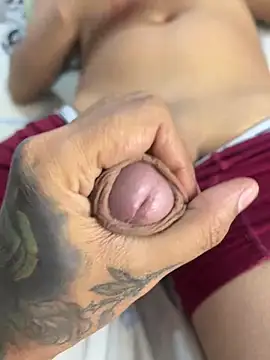 geroAguilar online show from March 4, 12:24 pm