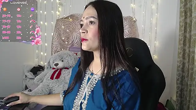 Snapshot of shantala_krisha chatting on July 14, 12:11 pm shantala krisha online show from July 14, 12:11 pm
