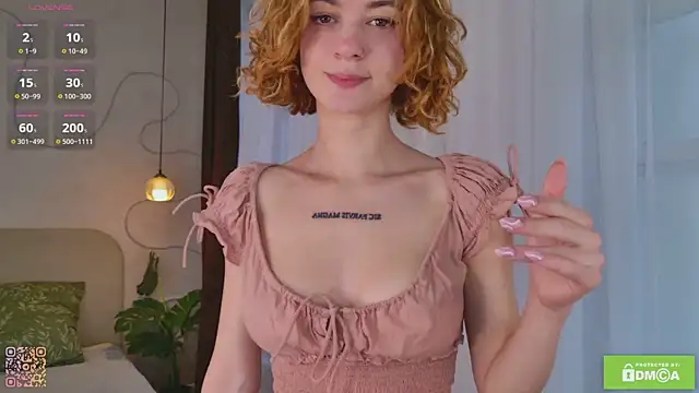Snapshot of Curly_Moon chatting on October 10, 7:09 am Curly Moon online show from October 10, 7:09 am