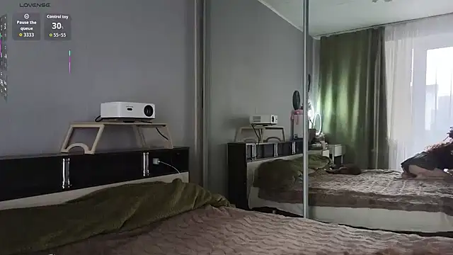 Curly Moon online show from March 9, 9:02 am