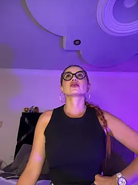 antonhella1 online show from March 20, 11:06 pm