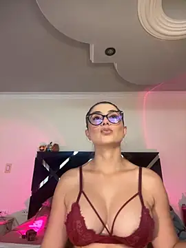 Snapshot of antonhella1 chatting on November 7, 7:40 pm antonhella1 online show from November 7, 7:40 pm