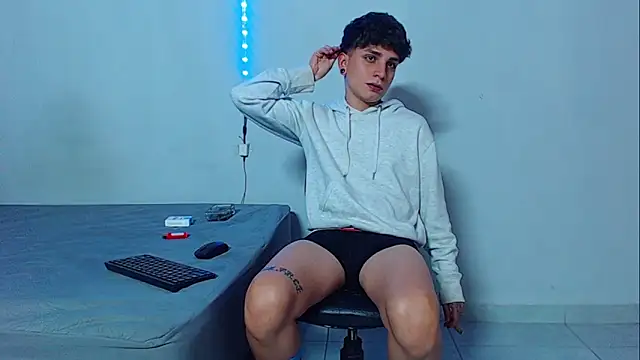 mikecoper 23 online show from October 27, 3:40 am