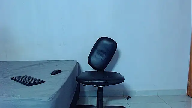 mikecoper 23 online show from March 4, 1:46 am