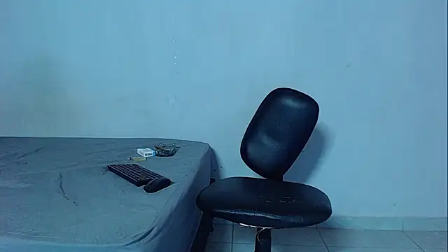 mikecoper 23 online show from December 20, 2:03 am