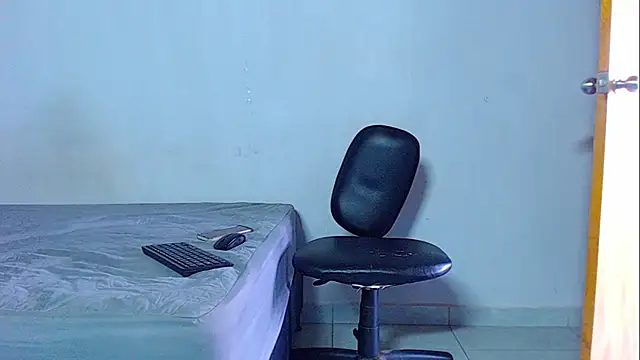 mikecoper 23 online show from March 4, 1:52 pm