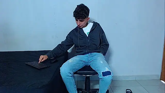 mikecoper 23 online show from February 25, 2:28 pm