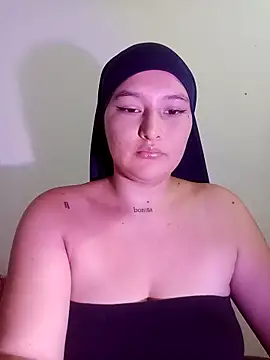 Celeste camila18 online show from October 4, 8:10 pm