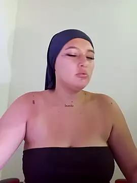 Celeste camila18 online show from September 19, 12:20 pm