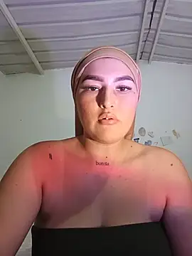 Celeste camila18 online show from July 24, 5:14 am