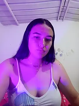 Celeste camila18 online show from April 24, 7:21 am