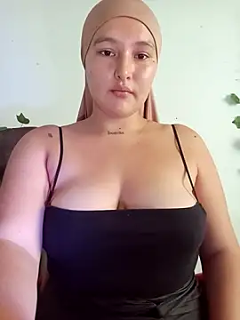 Celeste camila18 online show from November 1, 7:30 pm