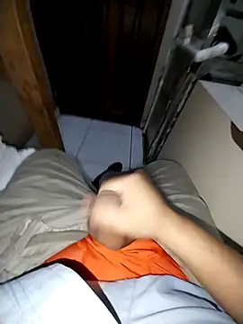 Whiper2024 online show from February 16, 6:28 pm