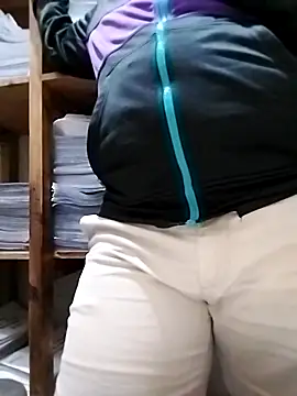 Whiper2024 online show from February 13, 6:30 pm