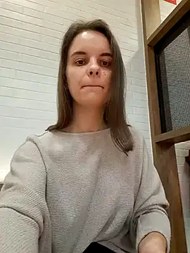 RaonXO online show from December 4, 6:22 pm