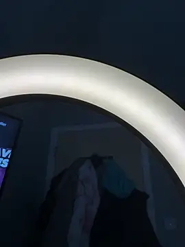 Snapshot of Blondiee3088 chatting on March 3, 10:11 am Blondiee3088 online show from March 3, 10:11 am