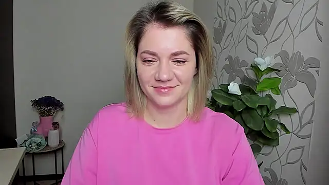 MariaSttone online show from October 12, 4:30 pm