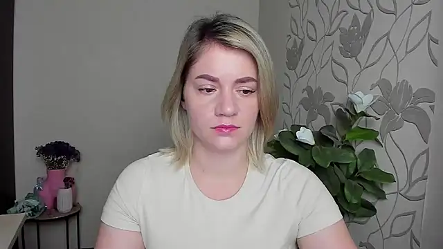 MariaSttone online show from October 19, 12:19 pm