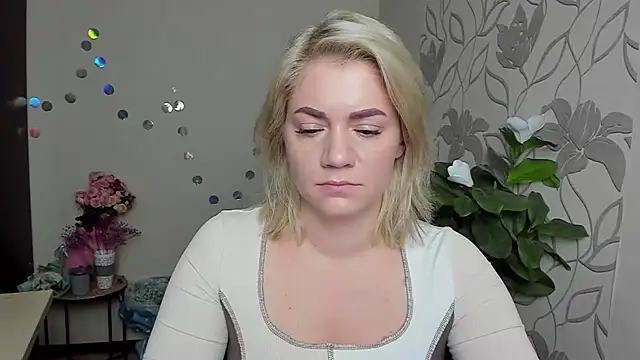 MariaSttone online show from December 3, 11:31 am