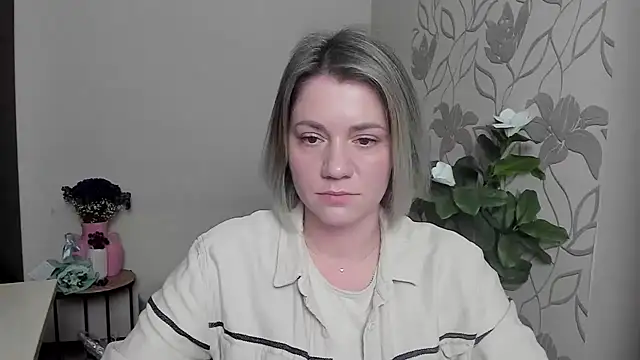 MariaSttone online show from March 13, 3:28 pm