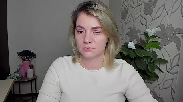 MariaSttone online show from October 24, 11:48 pm