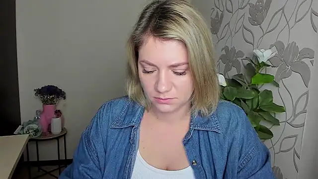 MariaSttone online show from October 8, 10:17 am