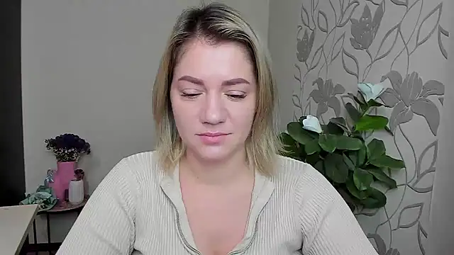 MariaSttone online show from October 15, 9:39 am