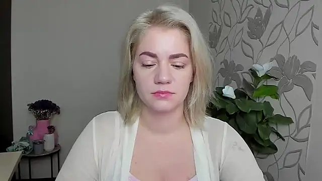 MariaSttone online show from November 15, 11:47 am