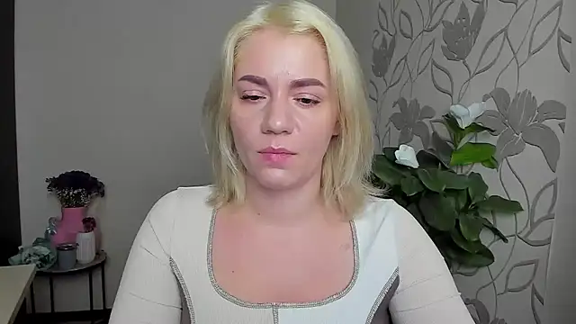 MariaSttone online show from November 10, 9:36 am