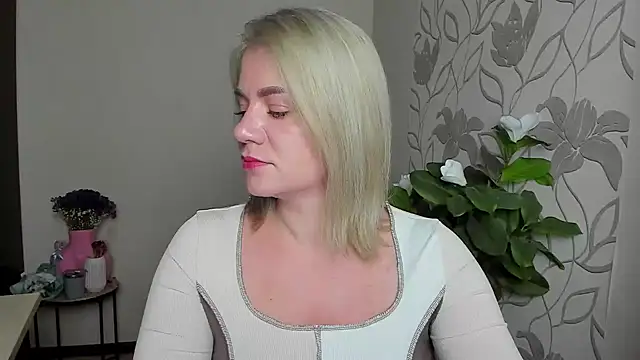 MariaSttone online show from November 10, 10:26 pm