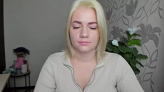 MariaSttone online show from November 6, 12:42 pm