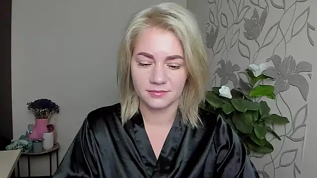 MariaSttone online show from November 14, 9:02 am