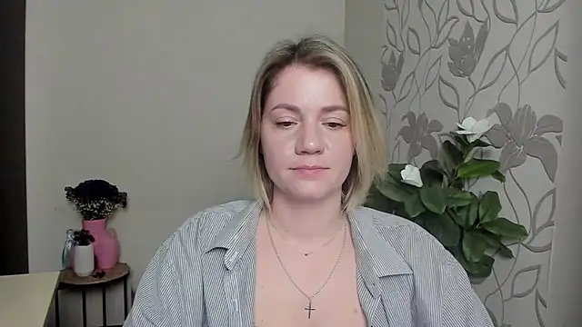 MariaSttone online show from March 11, 5:57 pm