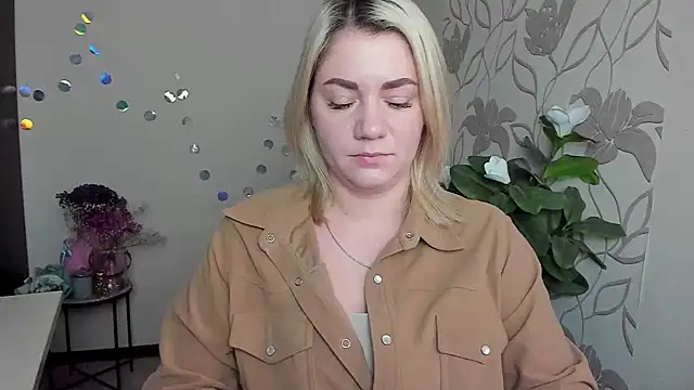 MariaSttone online show from February 10, 12:59 pm