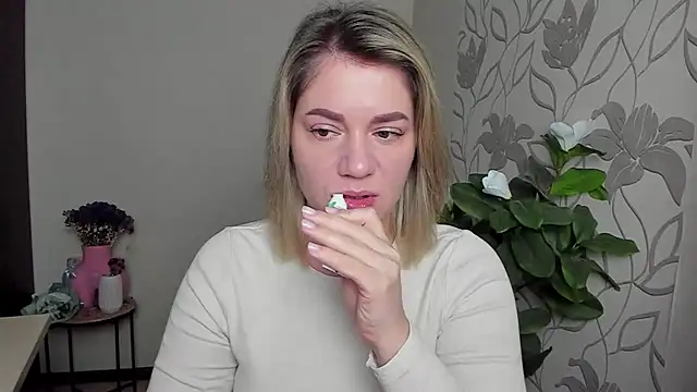 MariaSttone online show from October 24, 11:09 am