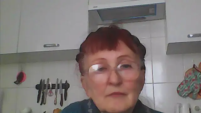 Snapshot of TanyaSweet634 chatting on October 18, 9:11 am TanyaSweet634 online show from October 18, 9:11 am
