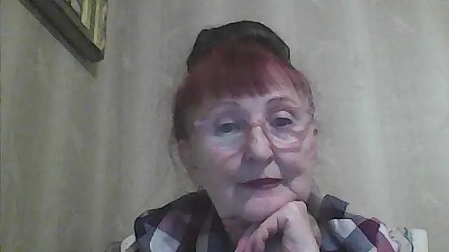 Snapshot of TanyaSweet634 chatting on October 6, 4:08 pm TanyaSweet634 online show from October 6, 4:08 pm