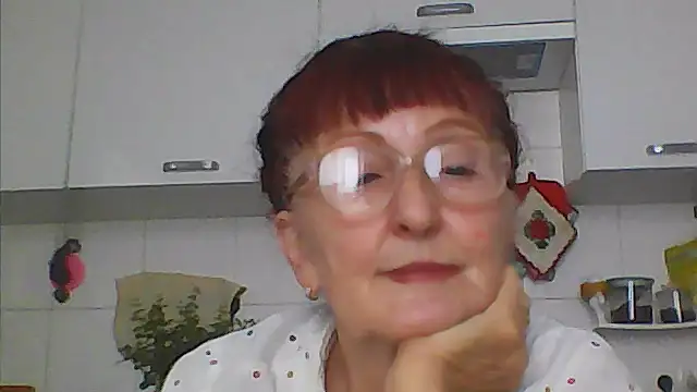 Snapshot of TanyaSweet634 chatting on July 14, 5:34 am TanyaSweet634 online show from July 14, 5:34 am
