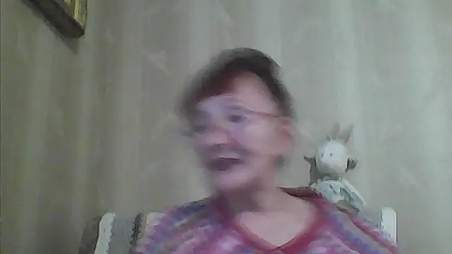 Snapshot of TanyaSweet634 chatting on July 10, 5:29 am TanyaSweet634 online show from July 10, 5:29 am