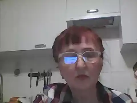 Snapshot of TanyaSweet634 chatting on March 13, 3:28 pm TanyaSweet634 online show from March 13, 3:28 pm