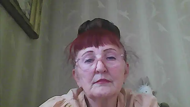 Snapshot of TanyaSweet634 chatting on June 10, 5:30 am TanyaSweet634 online show from June 10, 5:30 am