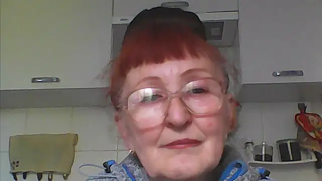 Snapshot of TanyaSweet634 chatting on April 30, 5:47 am TanyaSweet634 online show from April 30, 5:47 am