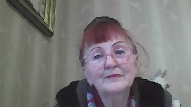 Snapshot of TanyaSweet634 chatting on April 25, 5:32 am TanyaSweet634 online show from April 25, 5:32 am