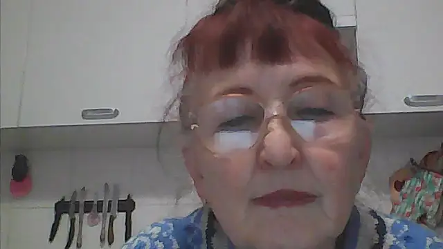 Snapshot of TanyaSweet634 chatting on October 20, 6:04 am TanyaSweet634 online show from October 20, 6:04 am