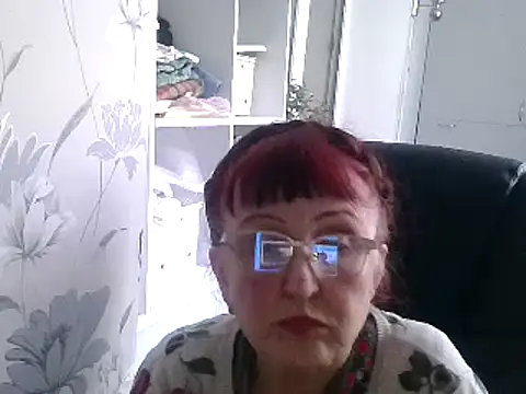 Snapshot of TanyaSweet634 chatting on February 8, 2:38 pm TanyaSweet634 online show from February 8, 2:38 pm