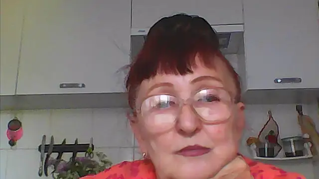 Snapshot of TanyaSweet634 chatting on May 28, 5:37 am TanyaSweet634 online show from May 28, 5:37 am
