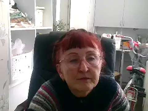 Snapshot of TanyaSweet634 chatting on March 19, 7:07 am TanyaSweet634 online show from March 19, 7:07 am