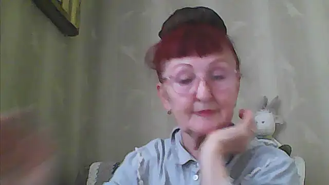 Snapshot of TanyaSweet634 chatting on May 21, 5:49 am TanyaSweet634 online show from May 21, 5:49 am